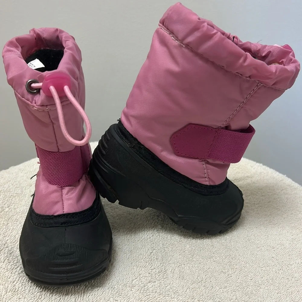 Kamik kids Insulted slip in Winter Snow Rain Boots girls Size 5 pink black